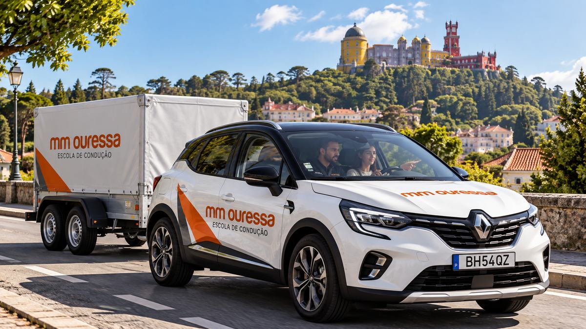 MM Ouressa school car with a trailer, in Sintra
